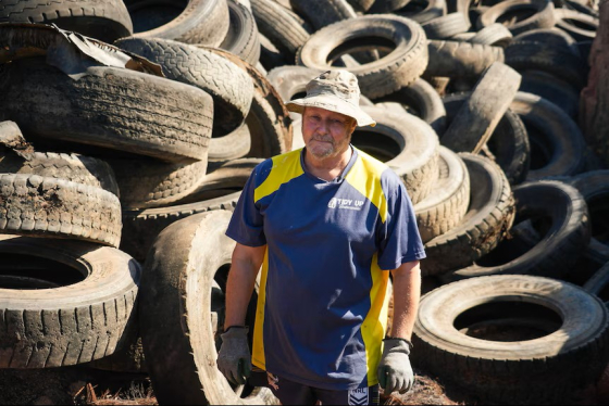 tyre pile pic by ABC News Baz Ruddick