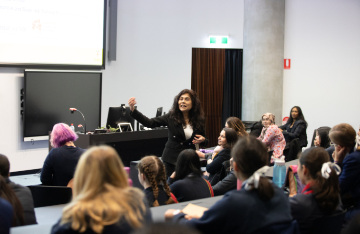 240620-STEM-Enrichment-Academy-LauraVanagsPhotography-6449